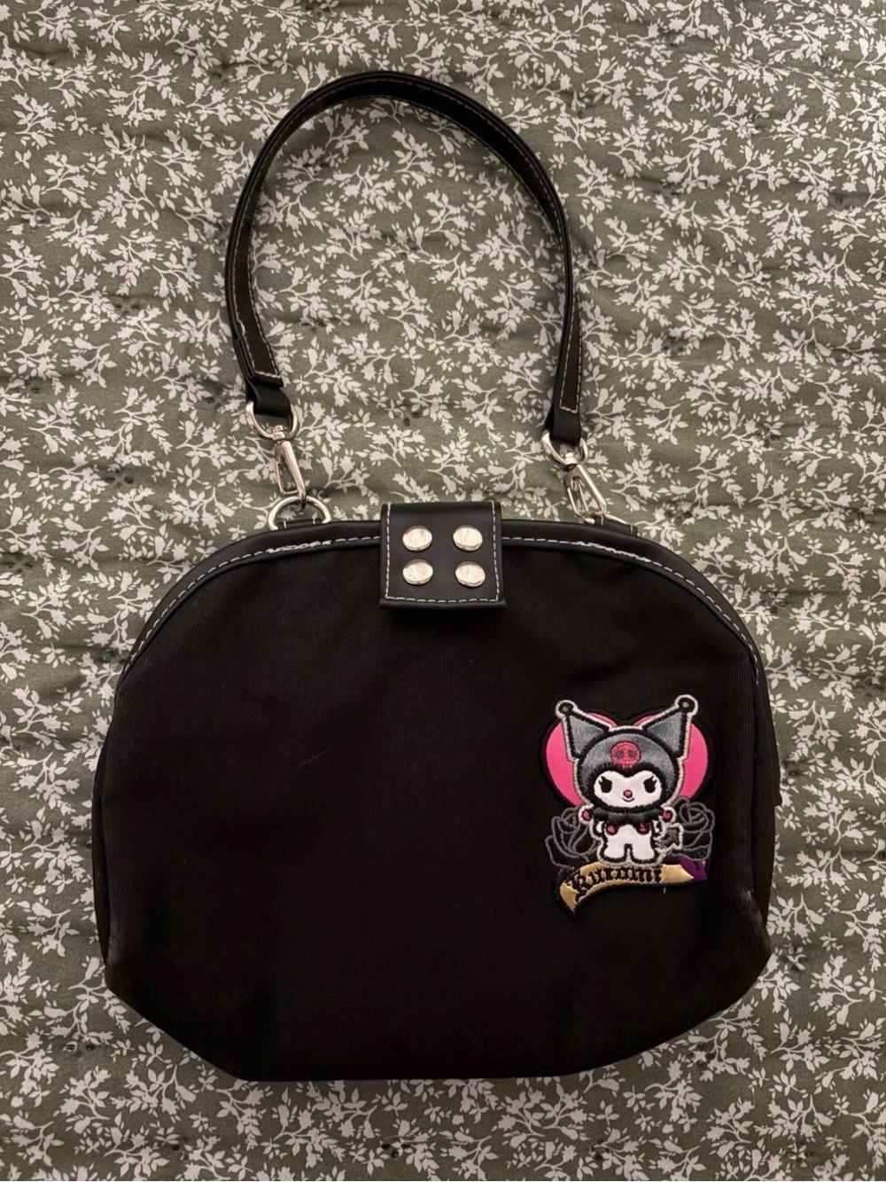 2008 sanrio kuromi purse